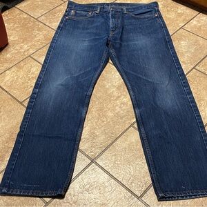 Levi's Dark Blue Straight Men's 36/32 Jeans with some fading Timeless Classic